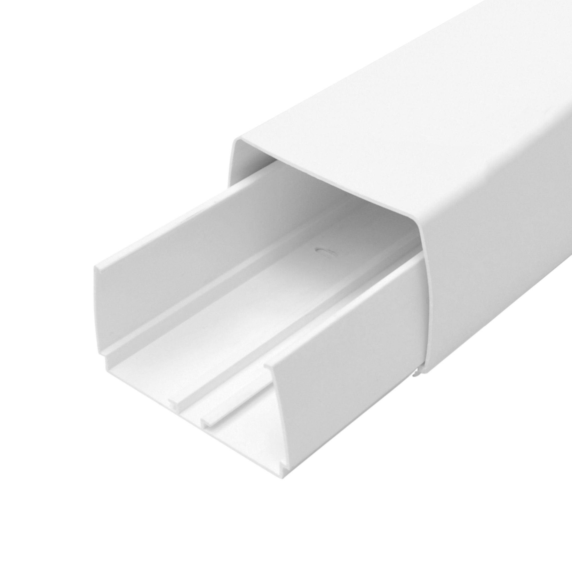  Installation trunking 2 meters - white